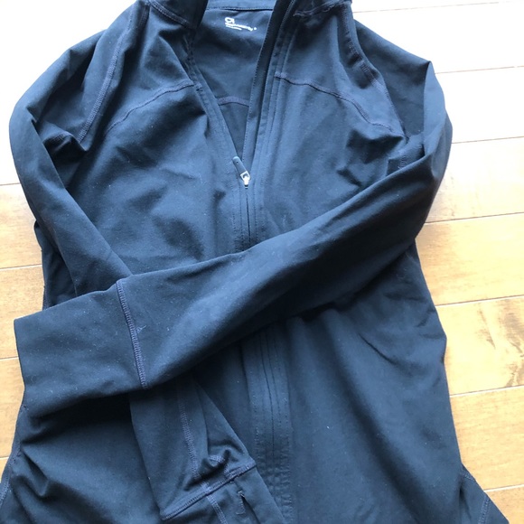 Gap Fit MATERNITY zipup Small - Picture 5 of 5